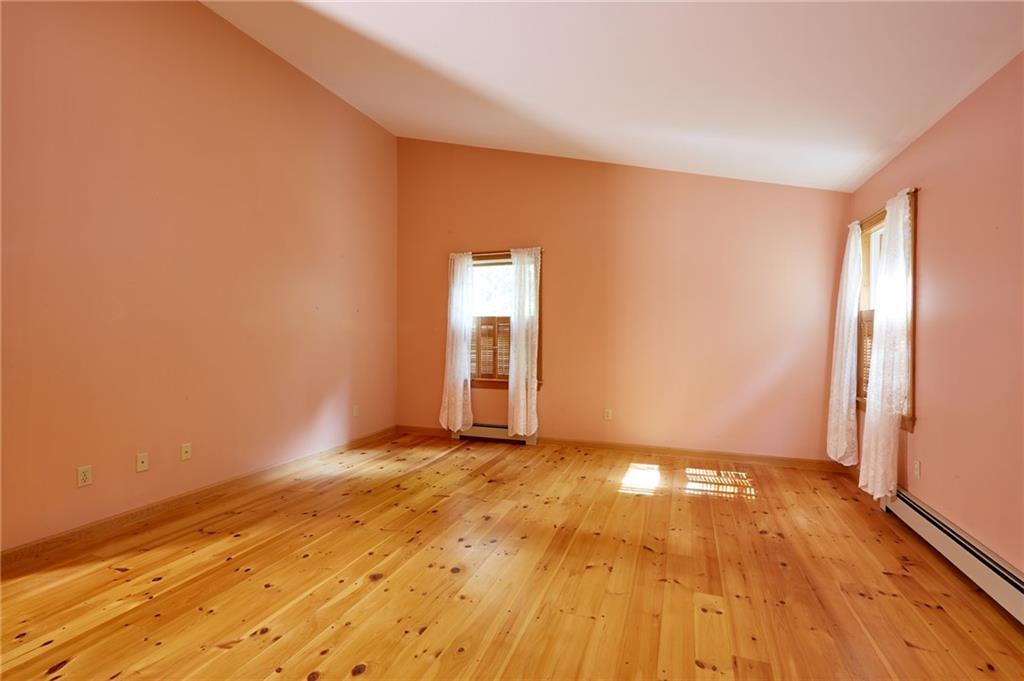 59 Headgate Road Damariscotta, ME 04543 - Photo 21 of 35 Master bedroom
