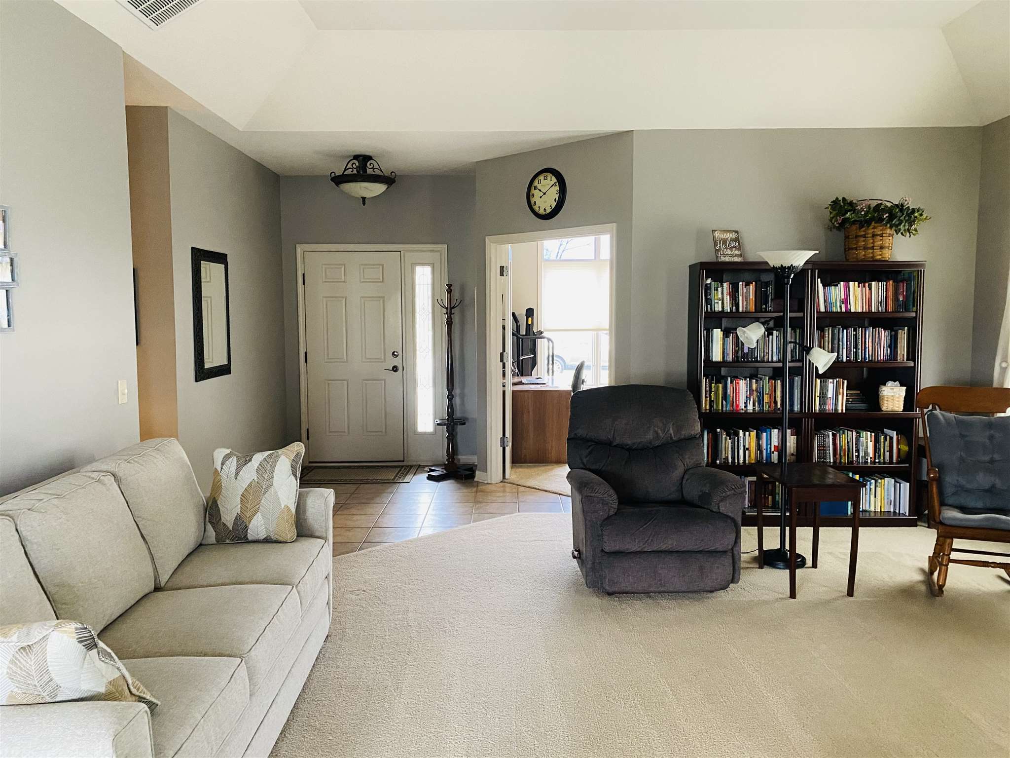 320 Fiddlers Cove Fort Wayne, IN 46825 - Photo 3 of 33