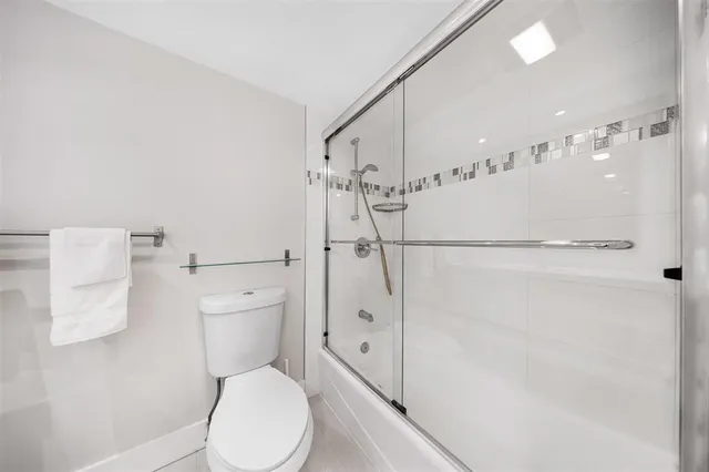 $299,000 | 4030 West Palm Aire Drive, Unit 406, Pompano Beach, FL 33069