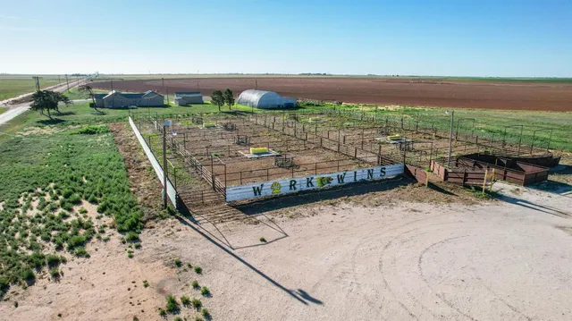 $275,000 | 561 County Road 302, Springlake, TX 79082