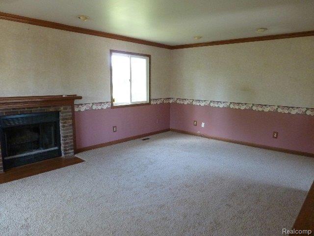 1472 Crest Road Howell, MI 48843 - Photo 4 of 15 Living Room.JPG