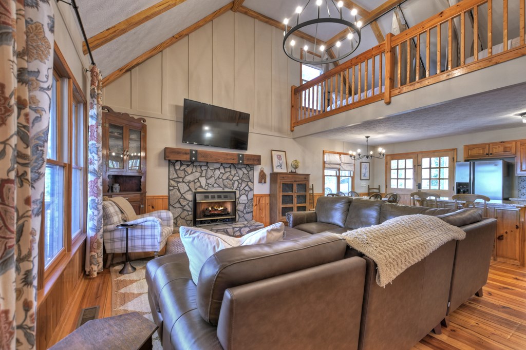 169 Pine Ridge Road Ellijay, GA 30536 - Photo 10 of 37 Living room