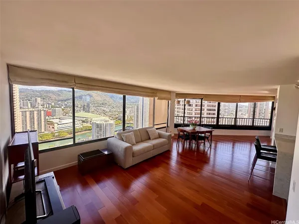 $529,000 | 1778 Ala Moana Boulevard, Unit 3306, Honolulu, HI 96815