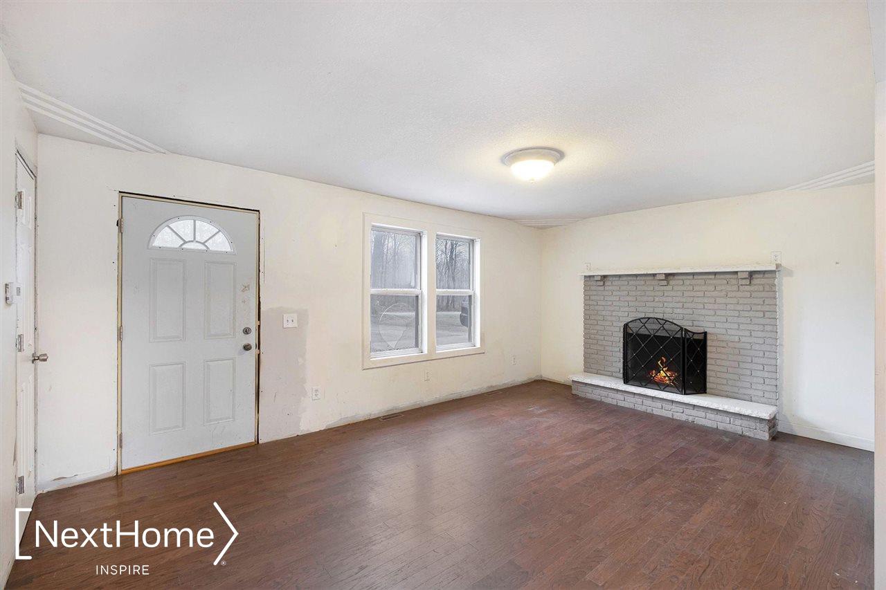 4385 West Burt Road Chesaning, MI 48616 - Photo 10 of 28 50069890-9.JPG