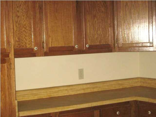 1994 Cedar Tree Lane Edwards, MS 39066 - Photo 15 of 28 CABINETS IN KITCHEN