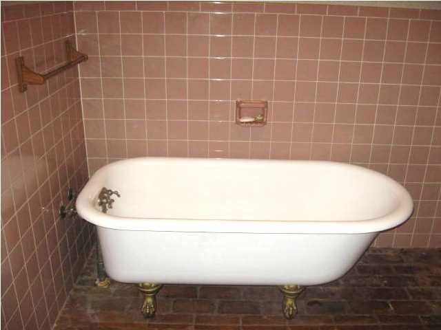 1994 Cedar Tree Lane Edwards, MS 39066 - Photo 16 of 28 HALL BATH