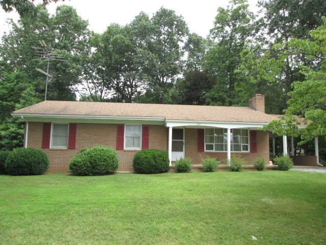 707 Circle View Road Luray, VA 22835 - Photo 1 of 18 Gallery Image 1
