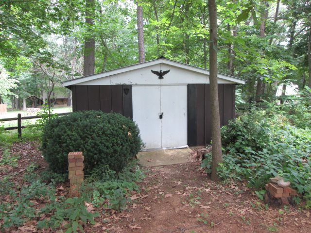 707 Circle View Road Luray, VA 22835 - Photo 6 of 18 Gallery Image 6
