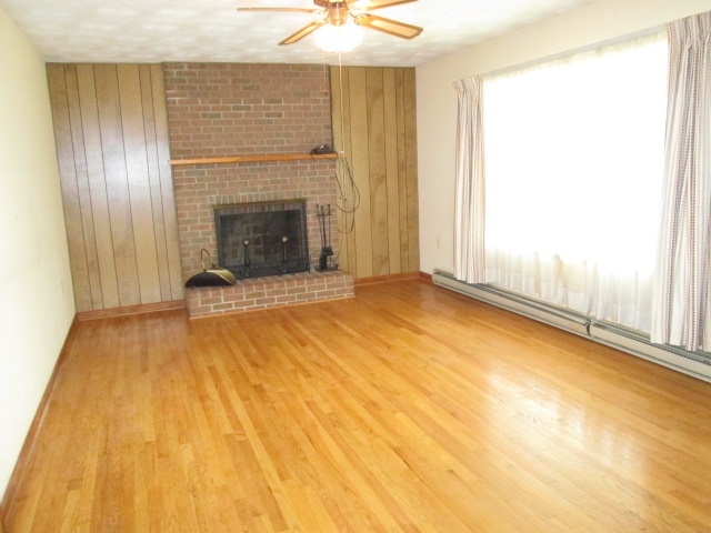 707 Circle View Road Luray, VA 22835 - Photo 8 of 18 Gallery Image 8