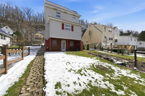 $245,000 | 815 7th Avenue, Ford City, PA 16226