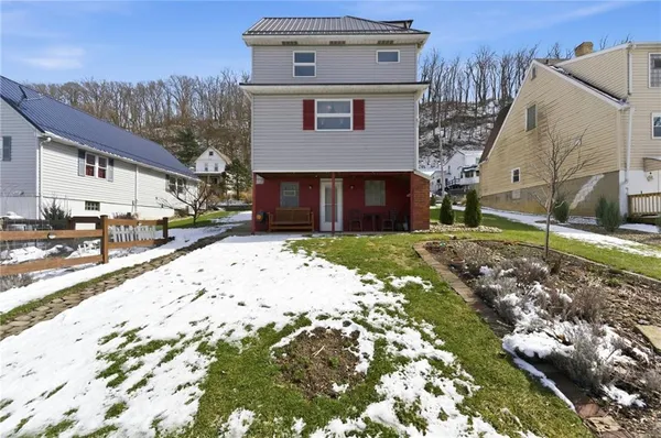 $245,000 | 815 7th Avenue, Ford City, PA 16226