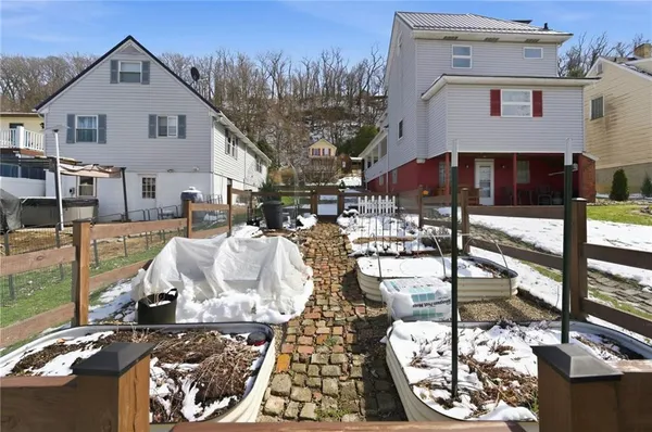 $245,000 | 815 7th Avenue, Ford City, PA 16226