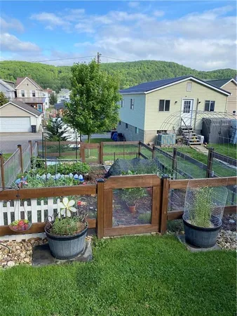 $245,000 | 815 7th Avenue, Ford City, PA 16226