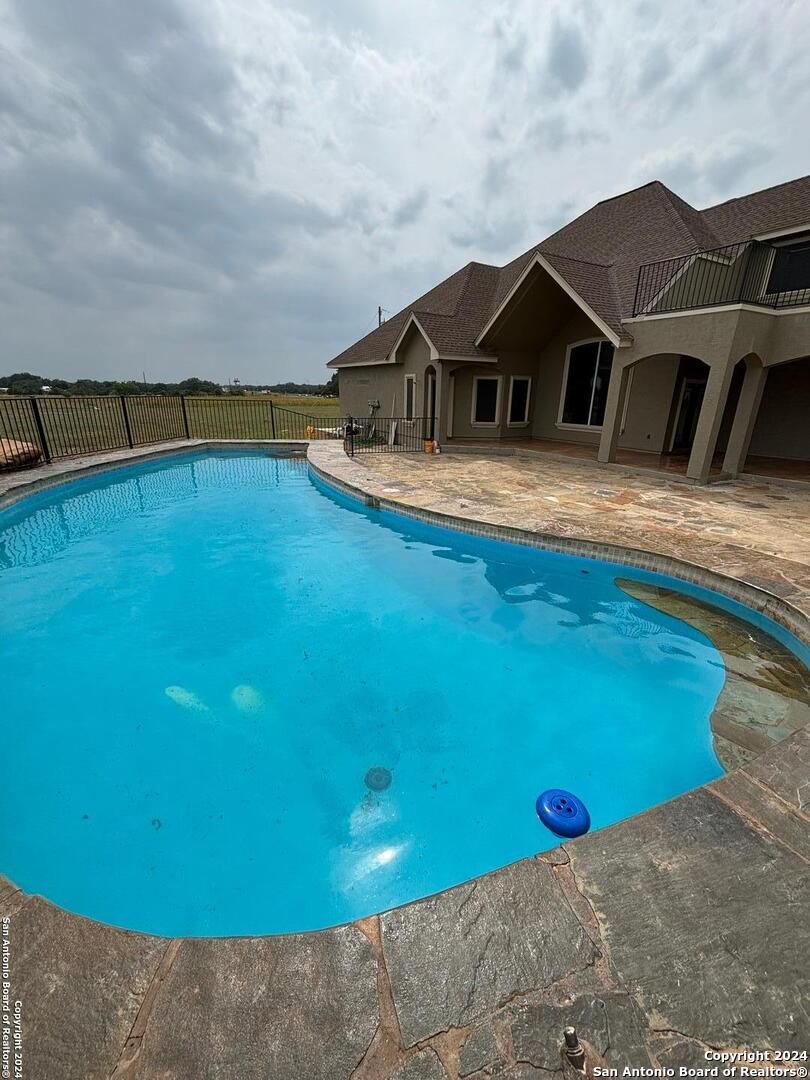 3022 Interstate 35 Natalia, TX 78059 - Photo 36 of 49