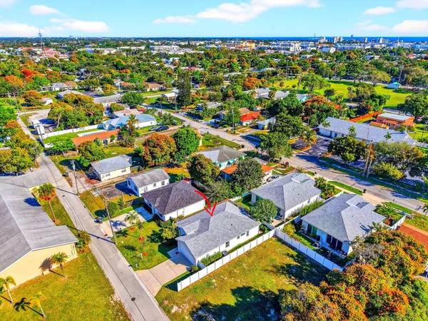 $5,500 | 341 Oak Alley, Delray Beach, FL 33444