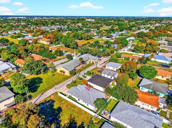 $5,500 | 341 Oak Alley, Delray Beach, FL 33444