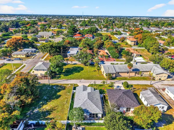 $5,500 | 341 Oak Alley, Delray Beach, FL 33444