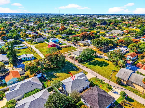 $5,500 | 341 Oak Alley, Delray Beach, FL 33444