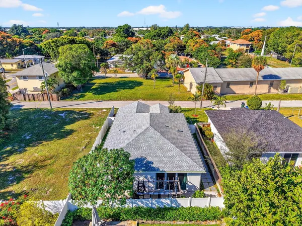 $5,500 | 341 Oak Alley, Delray Beach, FL 33444