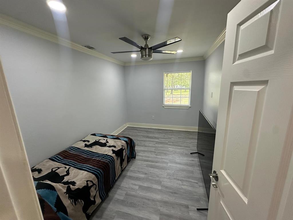 400 East Shady Grove Road Irving, TX 75060 - Photo 10 of 19