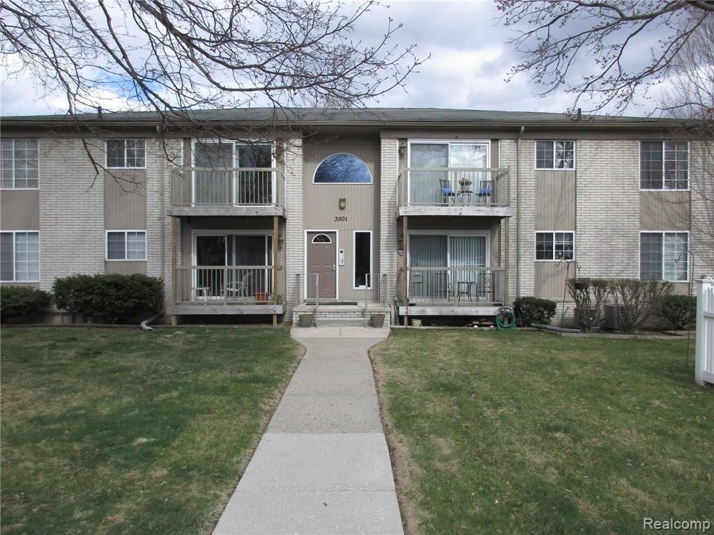 3501 West 14 Mile Road, Unit 13 Royal Oak, MI 48073 - Photo 1 of 20