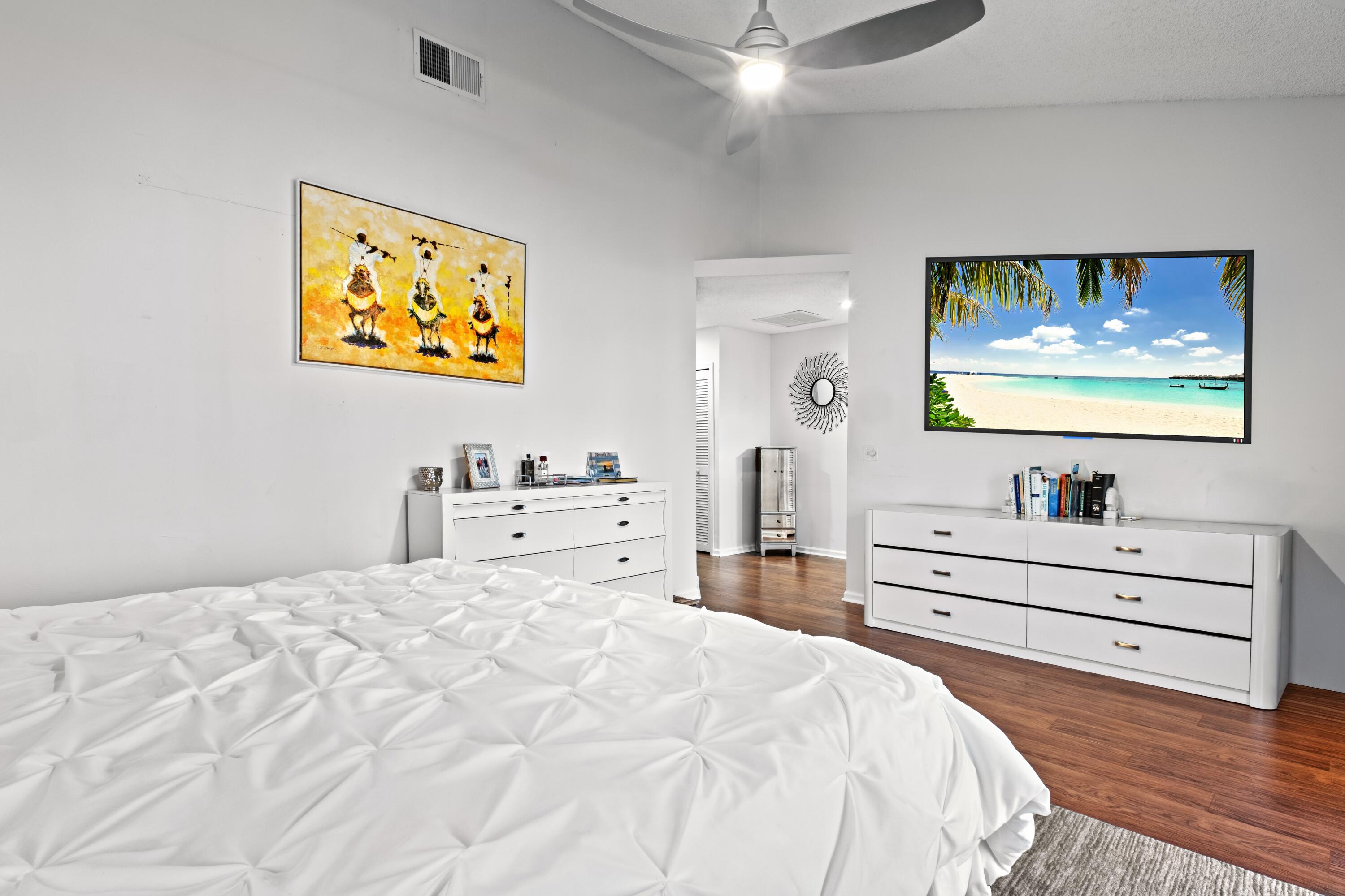 7017 Northwest 3rd Avenue Boca Raton, FL 33487 - Photo 21 of 32 R_F19.png