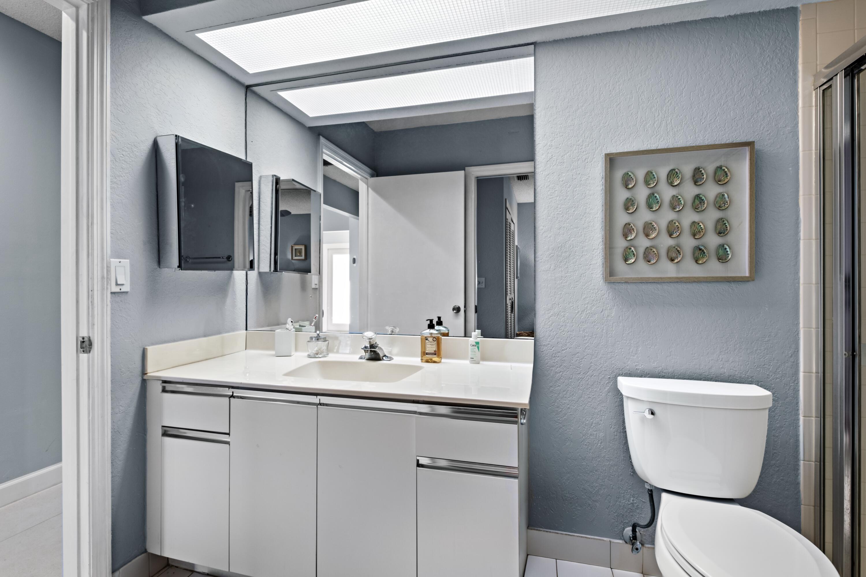 7017 Northwest 3rd Avenue Boca Raton, FL 33487 - Photo 26 of 32 R_F26.png