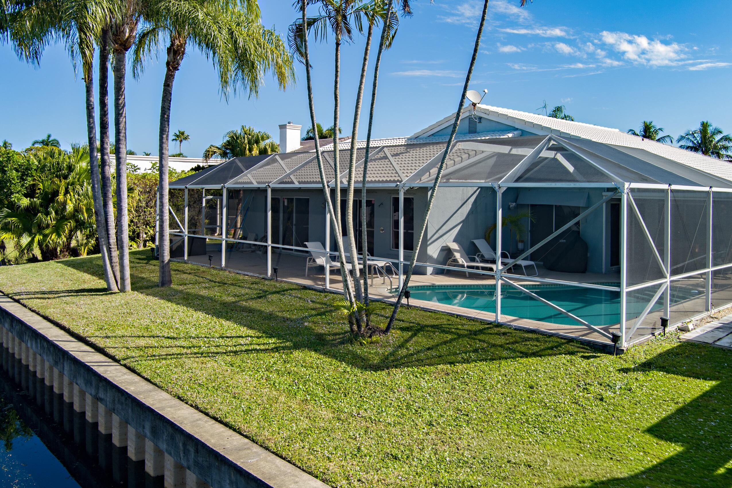 7017 Northwest 3rd Avenue Boca Raton, FL 33487 - Photo 9 of 32 R_F17.png