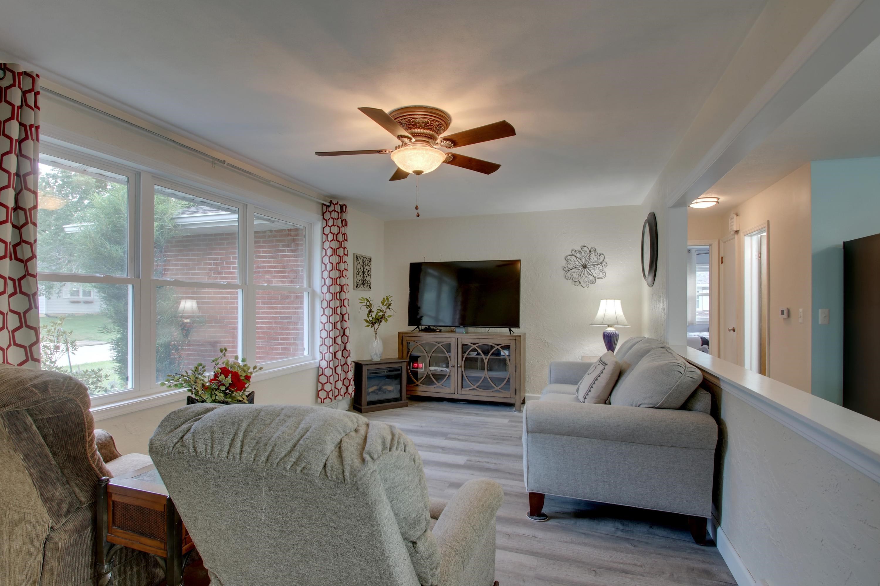 3930 Pine Tree Road Quincy, IL 62305 - Photo 5 of 23