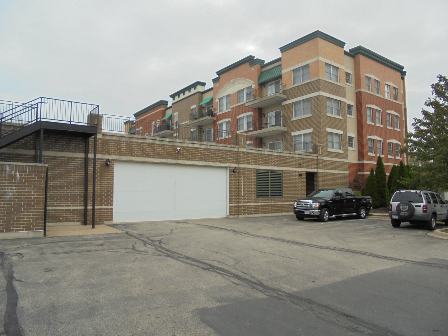 19806 Wolf Road, Unit 301 Mokena, IL 60448 - Photo 2 of 35