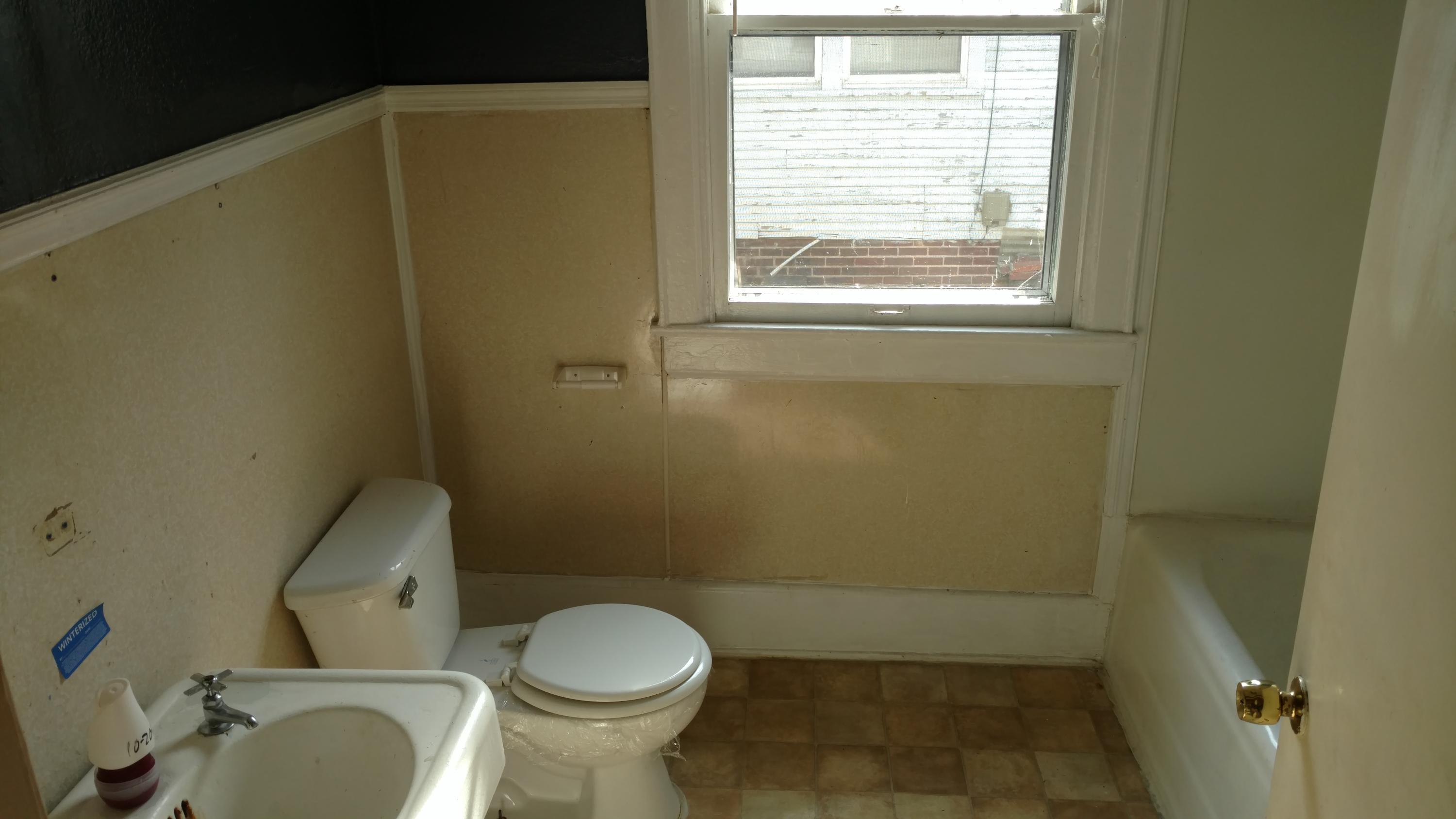 225 North Germantown Road Chattanooga, TN 37411 - Photo 11 of 16 bathroom 2