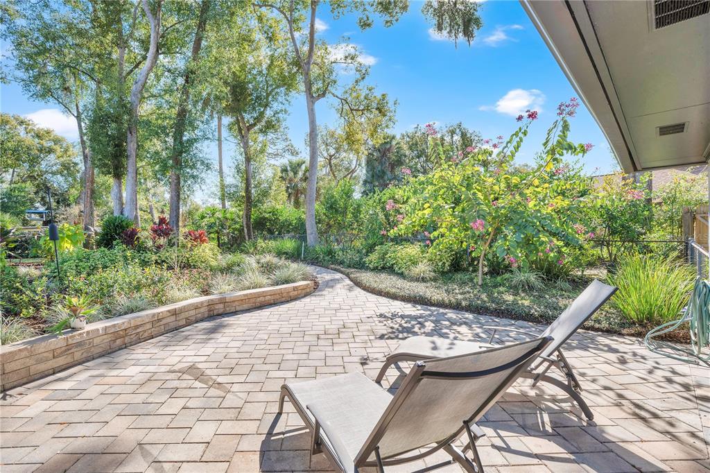 557 Karen Avenue Altamonte Springs, FL 32701 - Photo 29 of 35 a view of an outdoor space