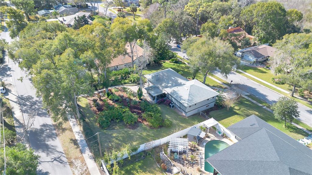 557 Karen Avenue Altamonte Springs, FL 32701 - Photo 33 of 35 an aerial view of a house with a yard basket ball court