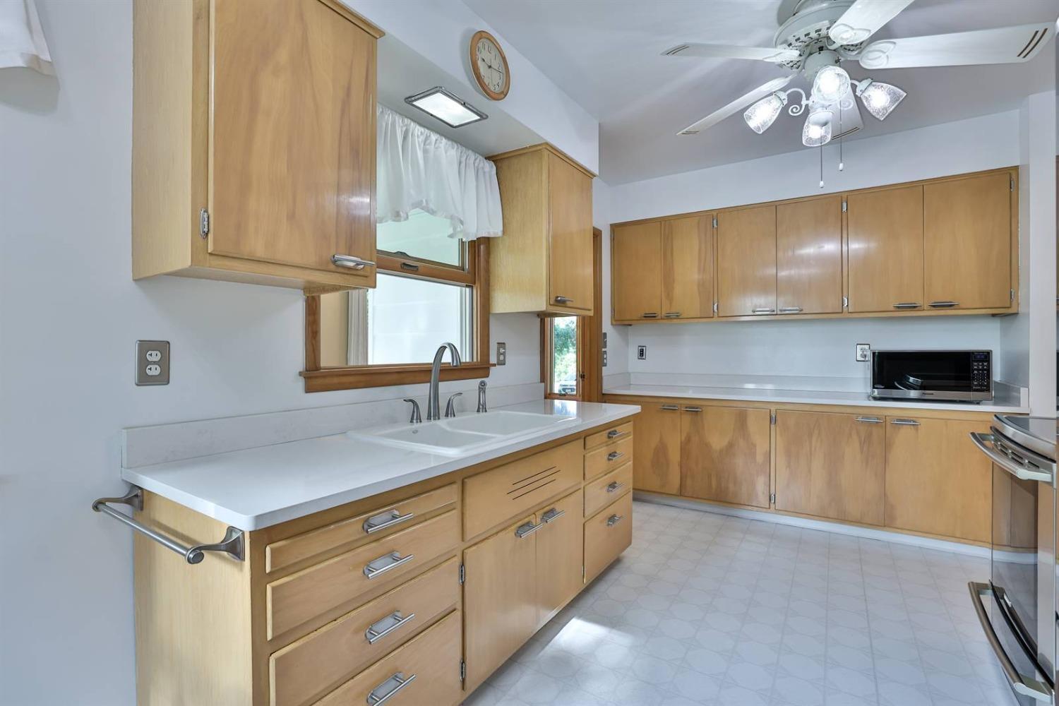 4516 Mosiman Road Middletown, OH 45042 - Photo 9 of 48 Gallery Image 9