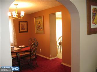 1155 Collings Road Camden, NJ 08104 - Photo 4 of 10 Dining Room