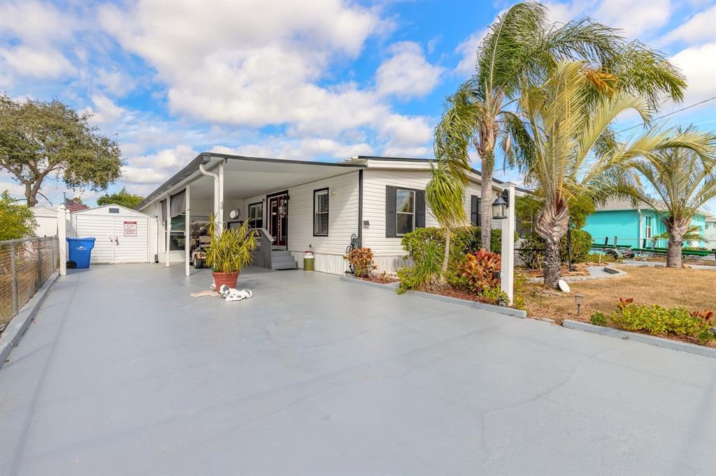 109 Douglas Street Edgewater, FL 32141 - Photo 2 of 43