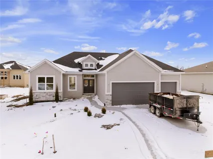 $636,325 | 25011 West 89th Street, Lenexa, KS 66227