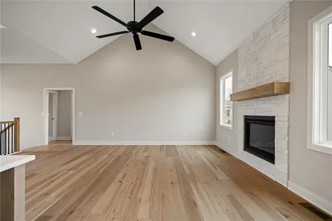 $636,325 | 25011 West 89th Street, Lenexa, KS 66227