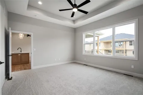 $636,325 | 25011 West 89th Street, Lenexa, KS 66227