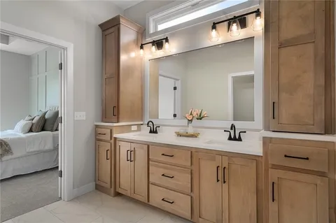 $636,325 | 25011 West 89th Street, Lenexa, KS 66227