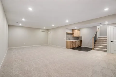 $636,325 | 25011 West 89th Street, Lenexa, KS 66227