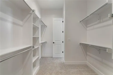 $636,325 | 25011 West 89th Street, Lenexa, KS 66227