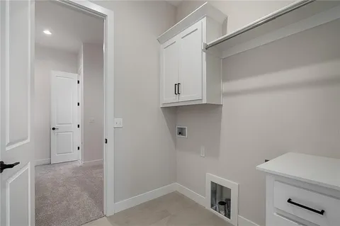 $636,325 | 25011 West 89th Street, Lenexa, KS 66227