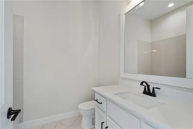 $636,325 | 25011 West 89th Street, Lenexa, KS 66227