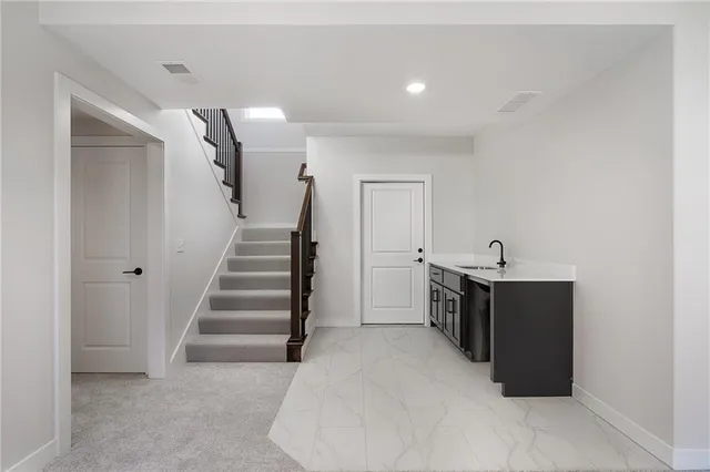 $636,325 | 25011 West 89th Street, Lenexa, KS 66227