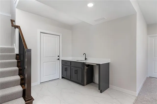 $636,325 | 25011 West 89th Street, Lenexa, KS 66227