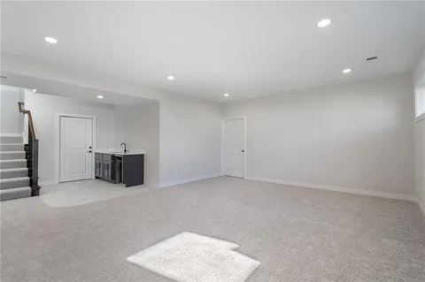 $636,325 | 25011 West 89th Street, Lenexa, KS 66227