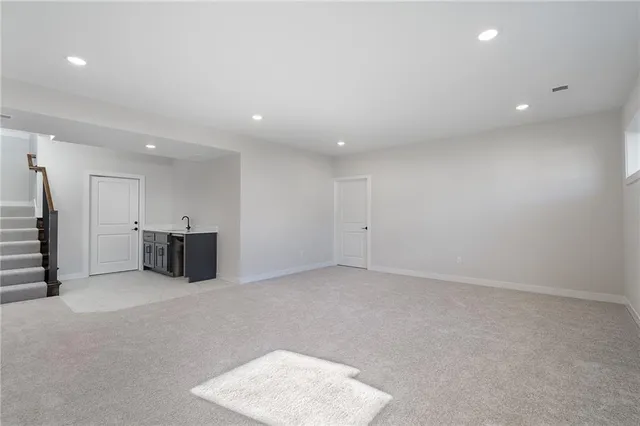 $636,325 | 25011 West 89th Street, Lenexa, KS 66227