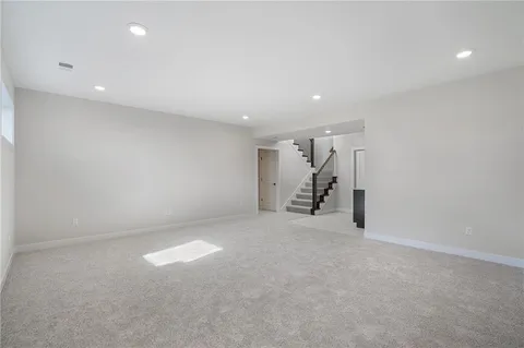 $636,325 | 25011 West 89th Street, Lenexa, KS 66227