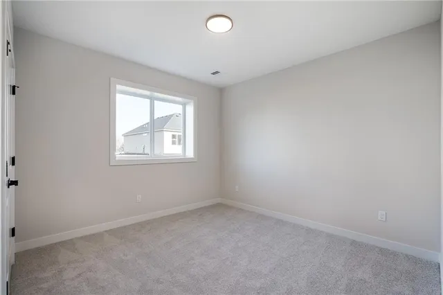 $636,325 | 25011 West 89th Street, Lenexa, KS 66227